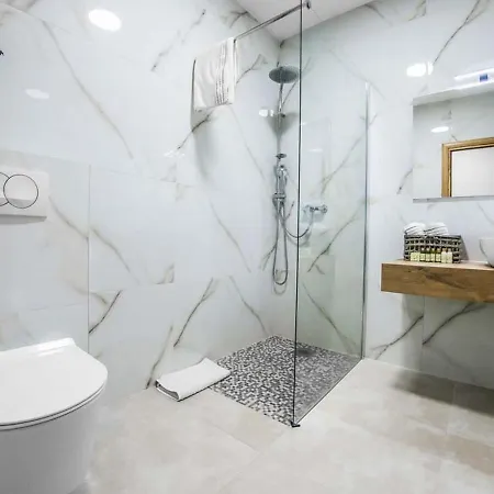 Decor Creates A Stylish But Relaxing Almosphere * Mellieħa